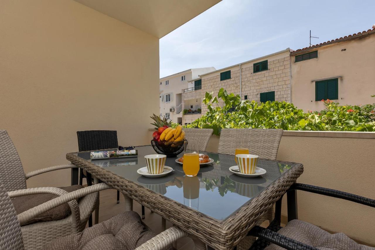 Rafael Appartement Makarska Buitenkant foto