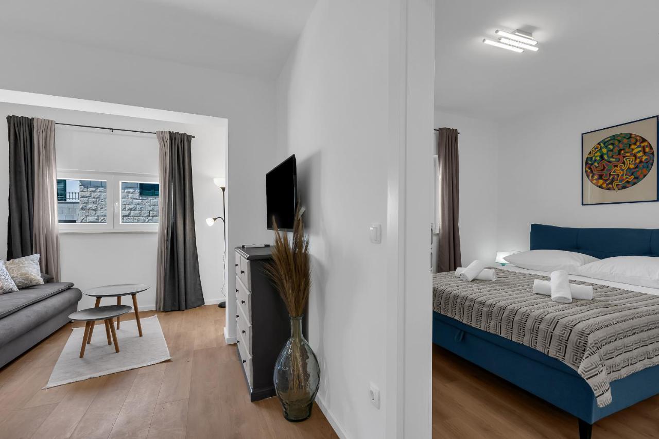 Rafael Appartement Makarska Buitenkant foto