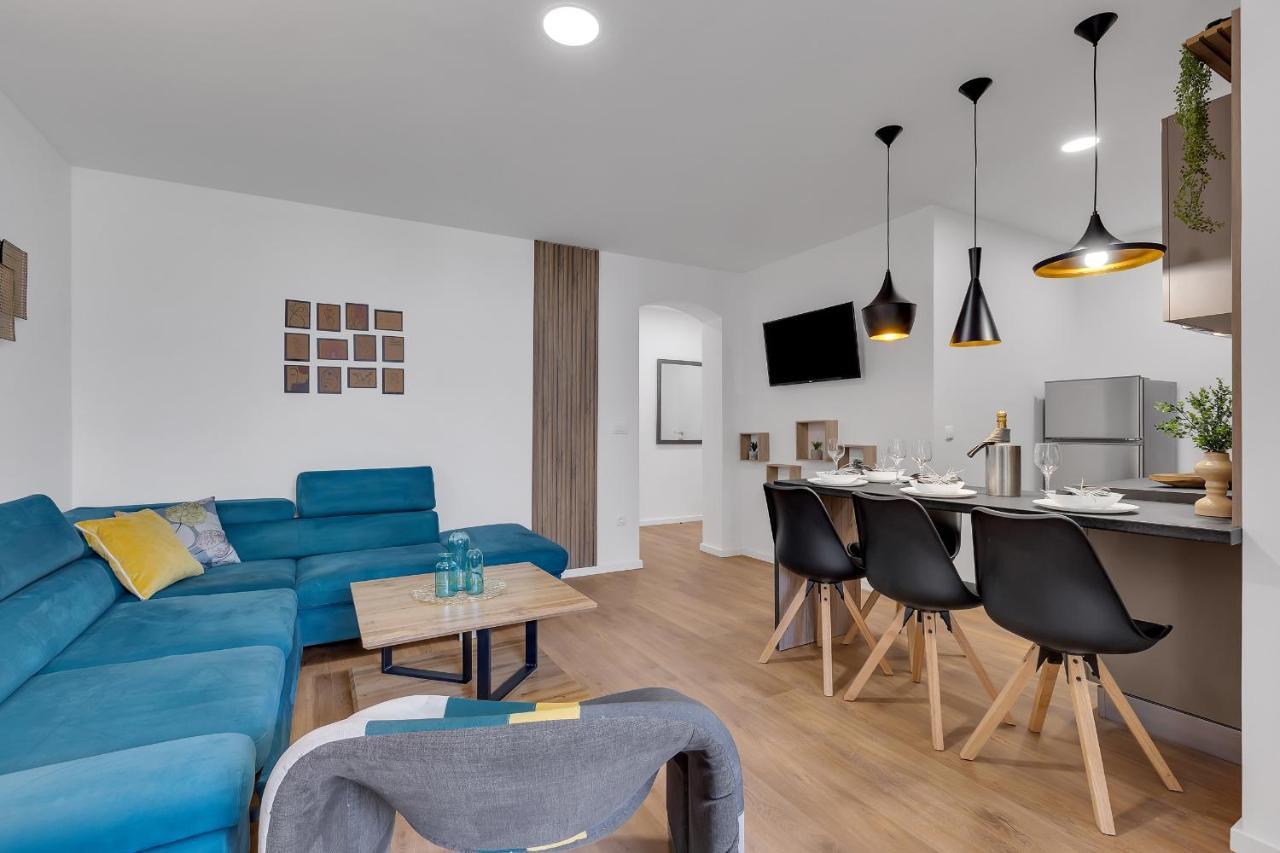 Rafael Appartement Makarska Buitenkant foto